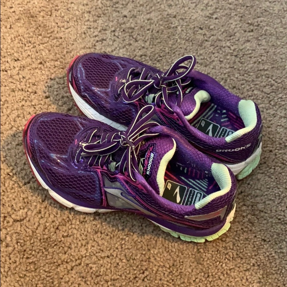 Brooks Ravenna 5 running shoes